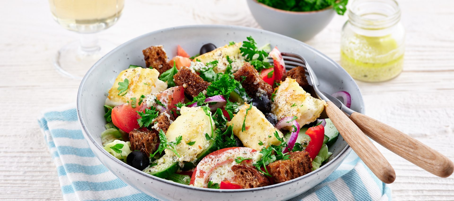 Griechischer Salat mit gebratenem Fetakäse – Apéro