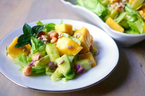 Rezeptidee: Sommerlicher Mango-Kichererbsen-Salat – Apéro